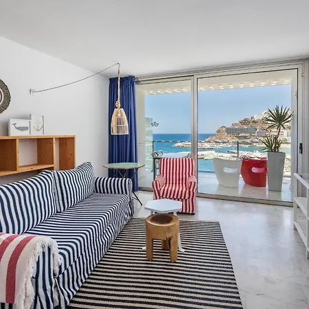Ξενοδοχείο με διαμερίσματα Marina Gran Canaria 4*